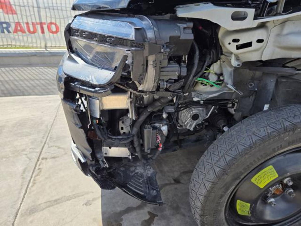 Jeep Avenger 1.2 turbo Altitude fwd 100cv (9)