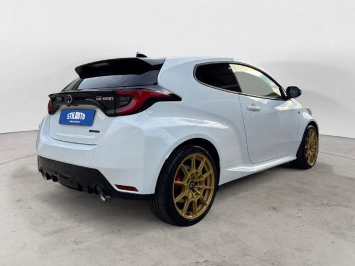 Toyota GR Yaris 1.6 Turbo 3 porte GR Yaris Circuit (5)