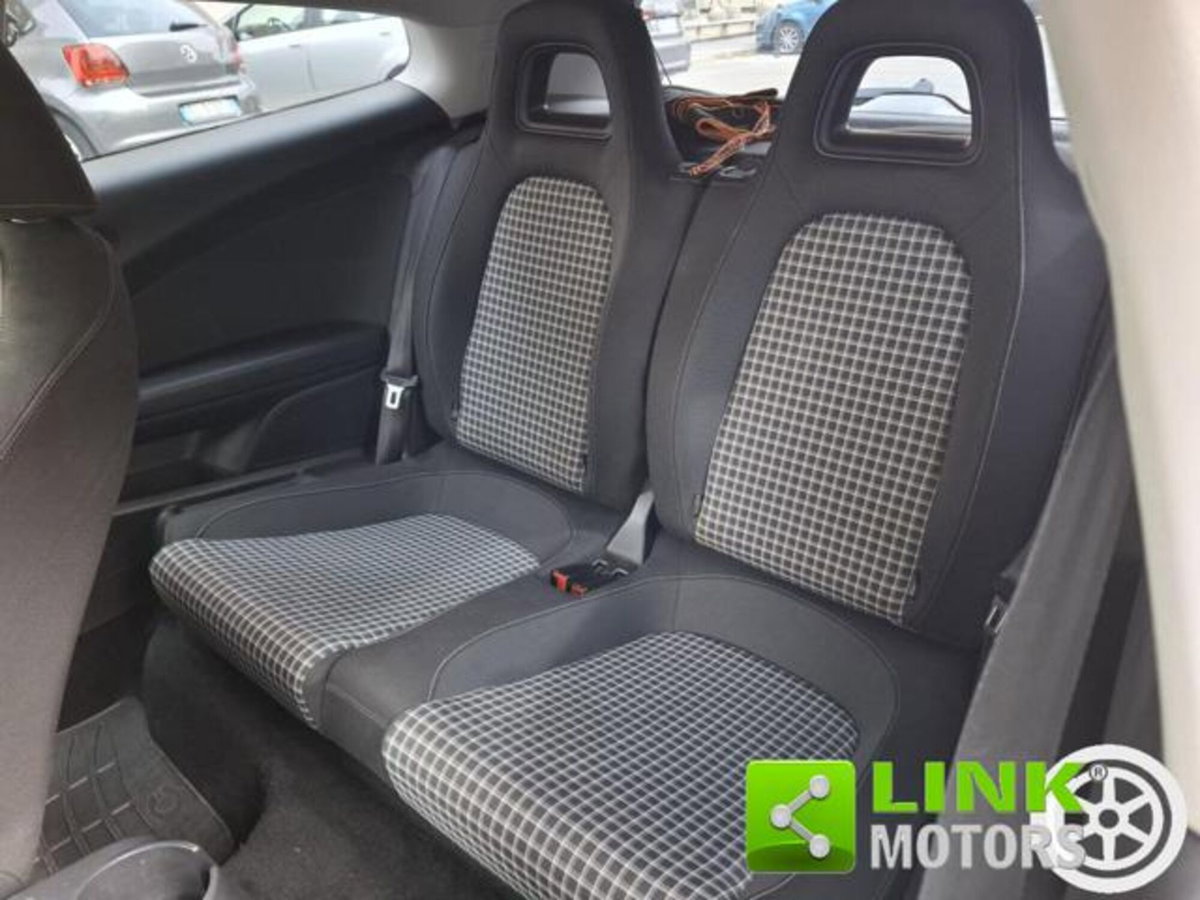 Volkswagen Scirocco 1.4 TSI (9)