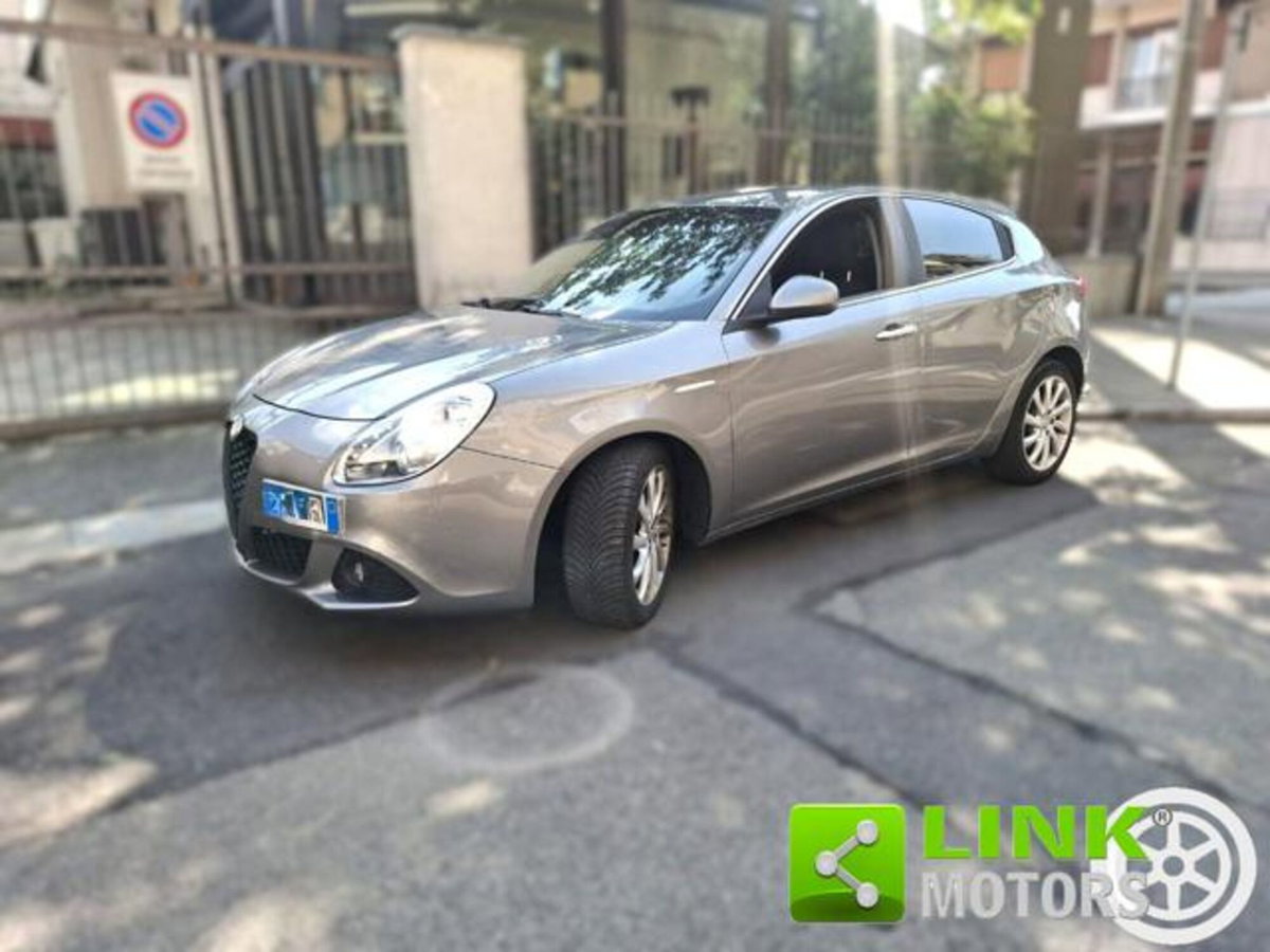 Alfa Romeo Giulietta 2.0 JTDm-2 Progression 170cv tct (2)