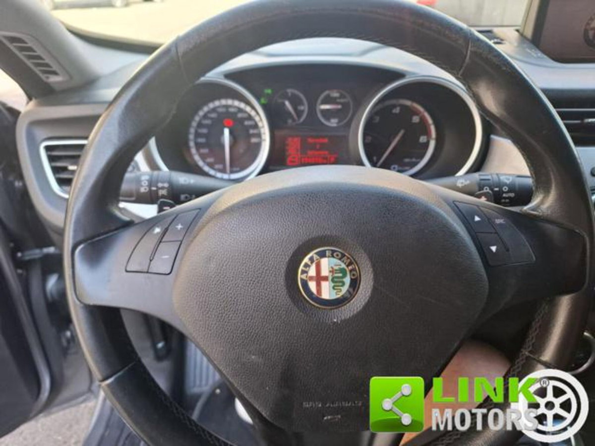 Alfa Romeo Giulietta 2.0 JTDm-2 Progression 170cv tct (6)