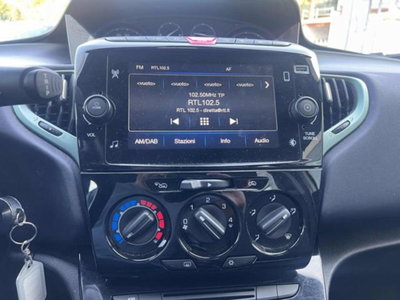Lancia Ypsilon 1.0 FireFly 5 porte S&S Hybrid Gold Plus (10)