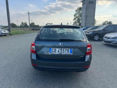 Skoda Octavia Station Wagon 1.5 G-TEC DSG Wagon Style (5)