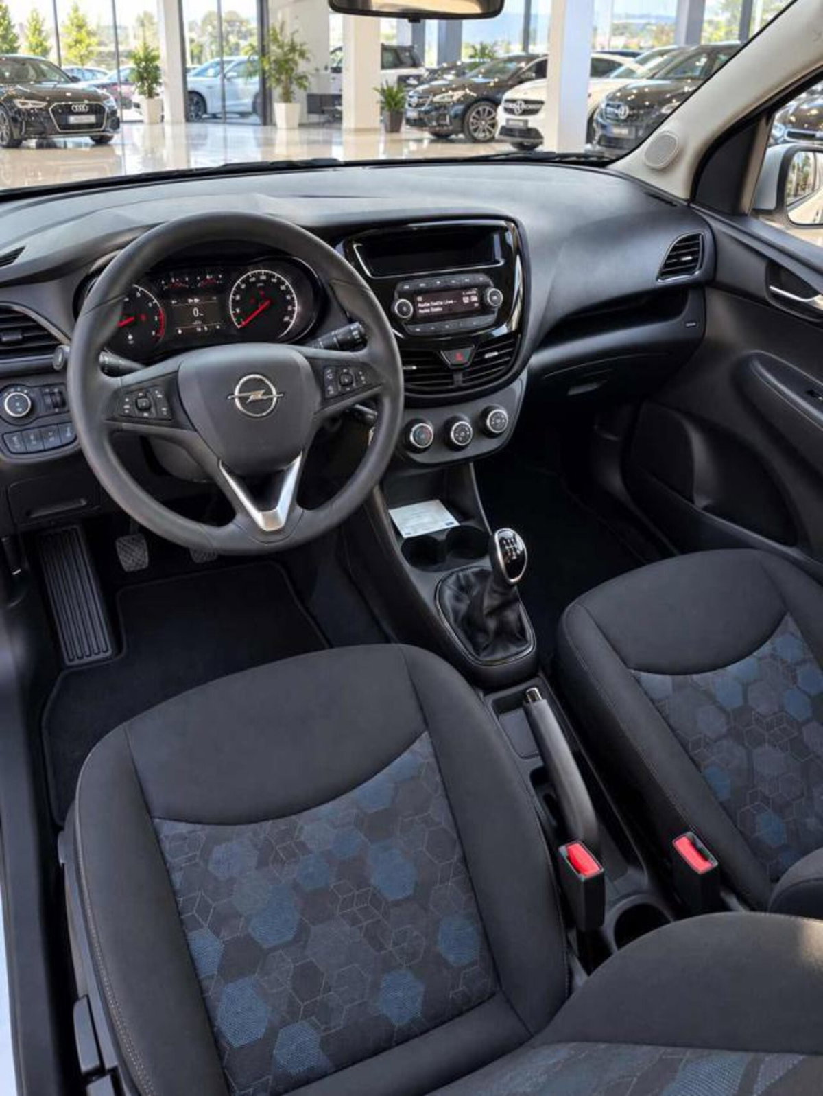 Opel Karl Rocks 1.0 75 CV (12)