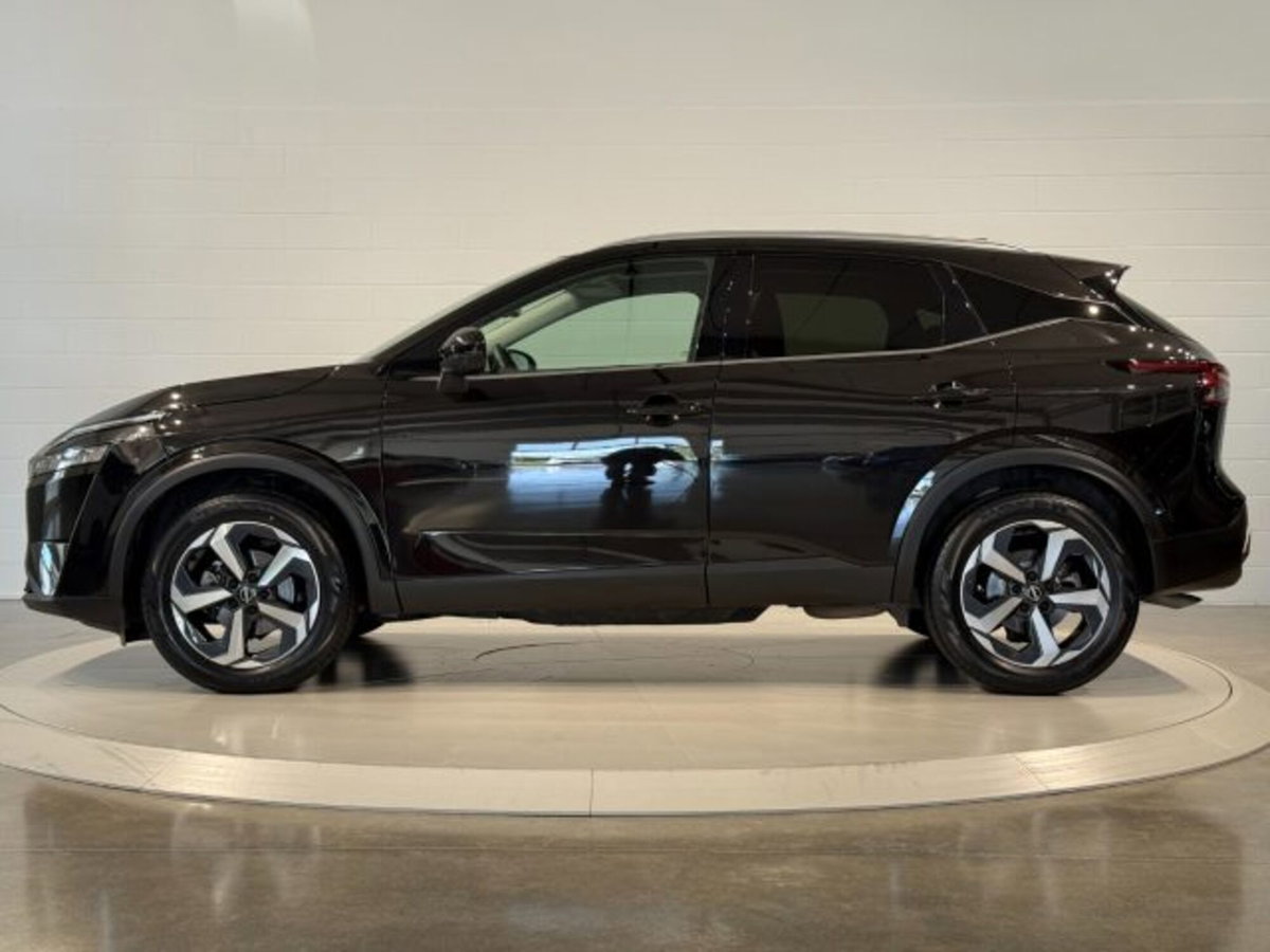 Nissan Qashqai 1.3 mhev Tekna 4wd 158cv xtronic (2)