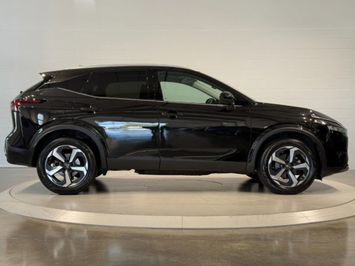 Nissan Qashqai 1.3 mhev Tekna 4wd 158cv xtronic (6)
