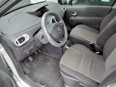 Renault Modus 1.5 dCi 85CV Dynamique (12)