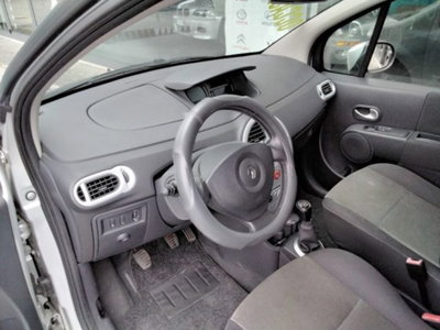 Renault Modus 1.5 dCi 85CV Dynamique (13)