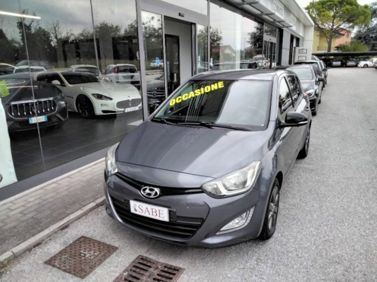 Hyundai i20 1.4 5p. Sound Edition (6)