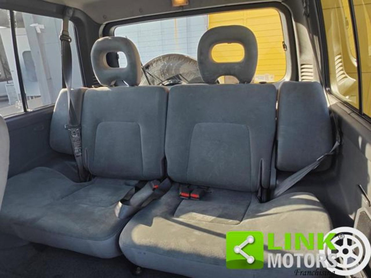 Mitsubishi Pajero 2.5 TDI 3p. GL (7)