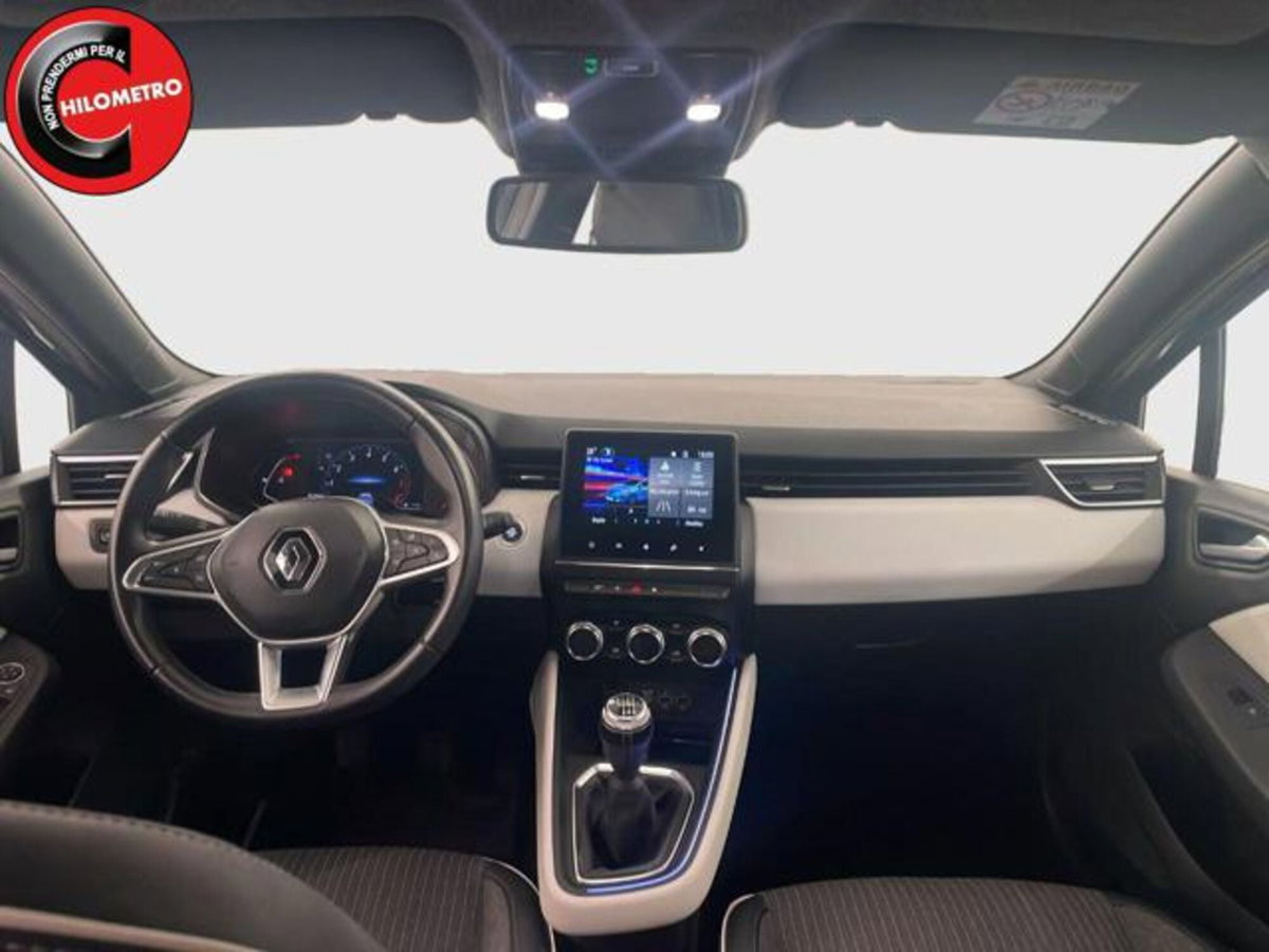 Renault Clio TCe 90 CV 5 porte Techno (11)