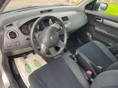 Suzuki Swift 1.3 DDiS 75CV 5p. GL (5)