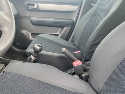 Suzuki Swift 1.3 DDiS 75CV 5p. GL (7)