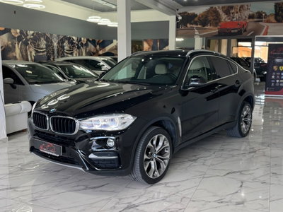 BMW X6 xDrive30d 258CV usata