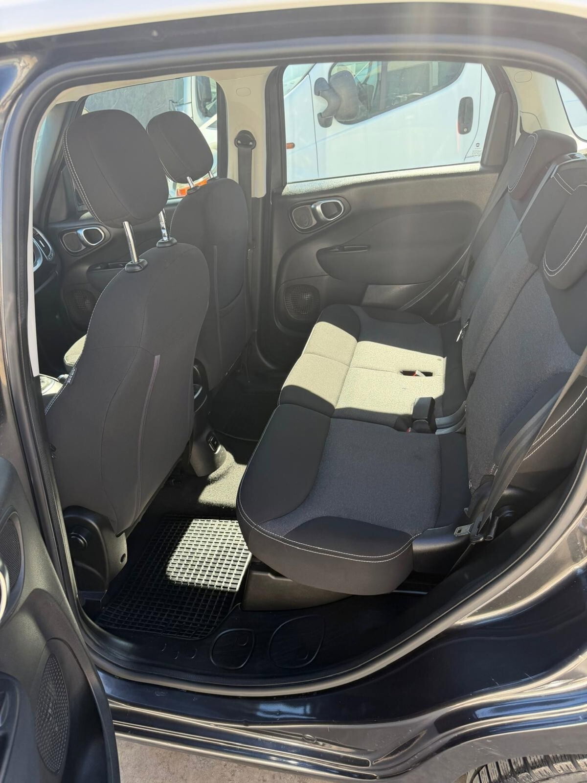 Fiat 500L 1.4 T-Jet 120 CV GPL Lounge (11)