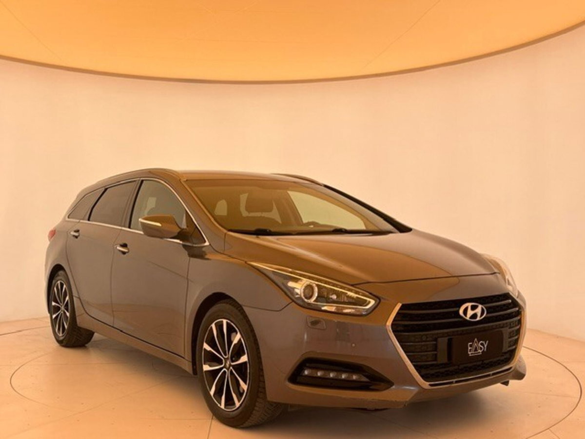 Hyundai i40 Station Wagon 1.7 CRDi 141 CV Comfort (3)