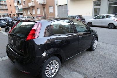 Fiat Punto 1.3 MJT II 75 CV 5 porte Street (12)