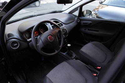Fiat Punto 1.3 MJT II 75 CV 5 porte Street (4)