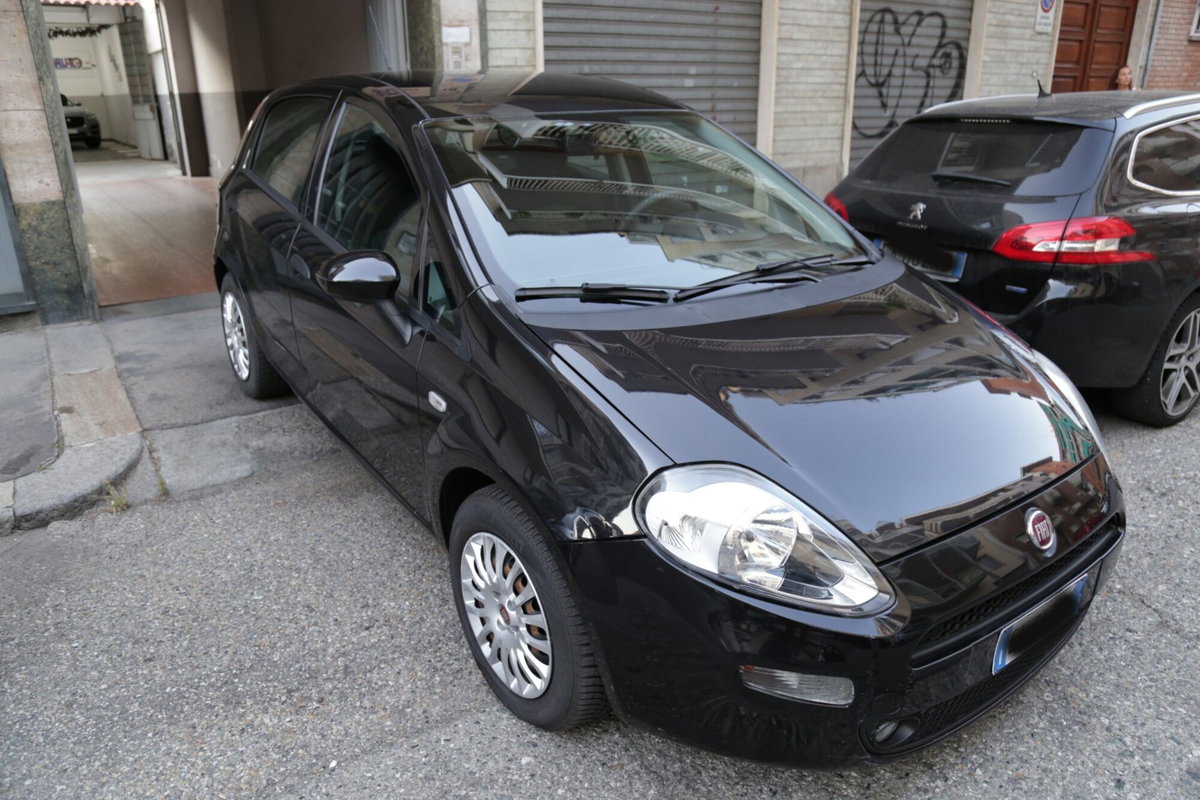 Fiat Punto 1.3 MJT II 75 CV 5 porte Street (3)