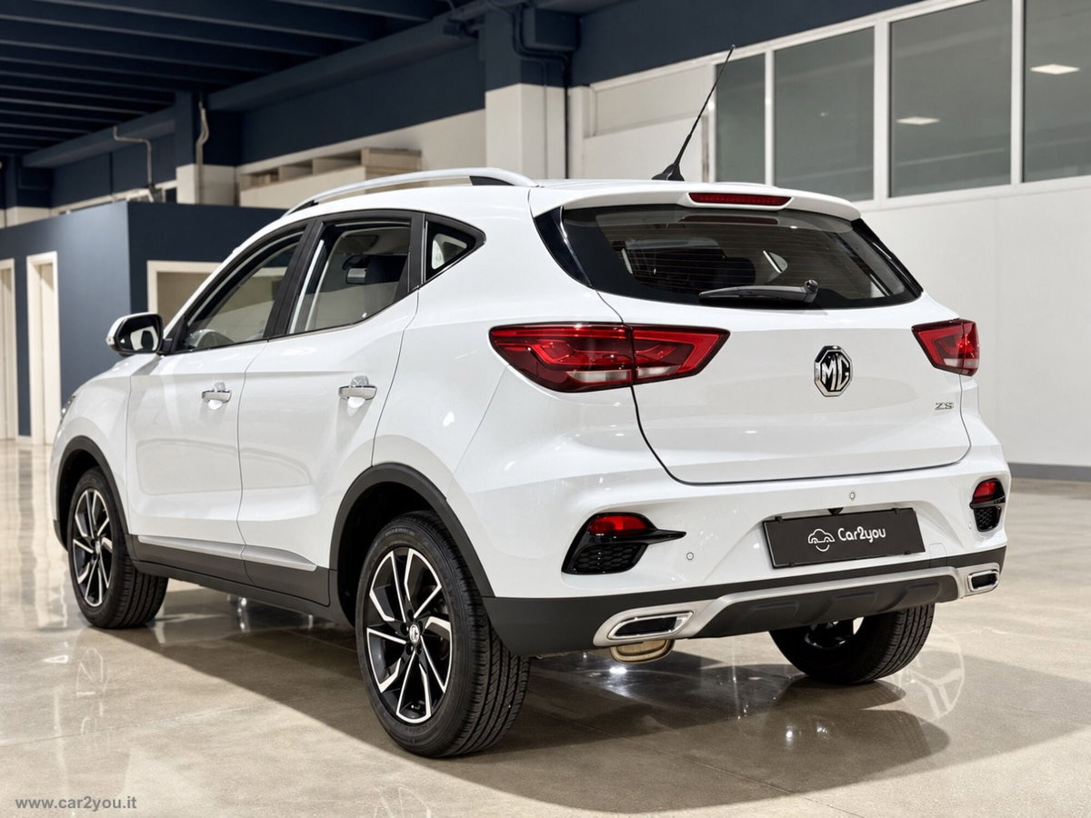 Mg ZS ZS 1.5 Luxury (2)