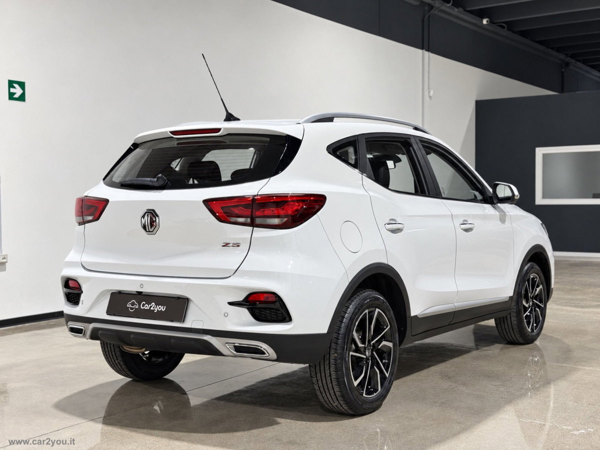 Mg ZS ZS 1.5 Luxury (3)
