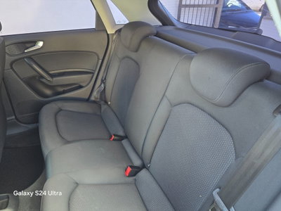 Audi A1 1.6 TDI Attraction (12)