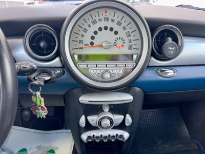 MINI Mini 1.6 16V Cooper D Chili (12)