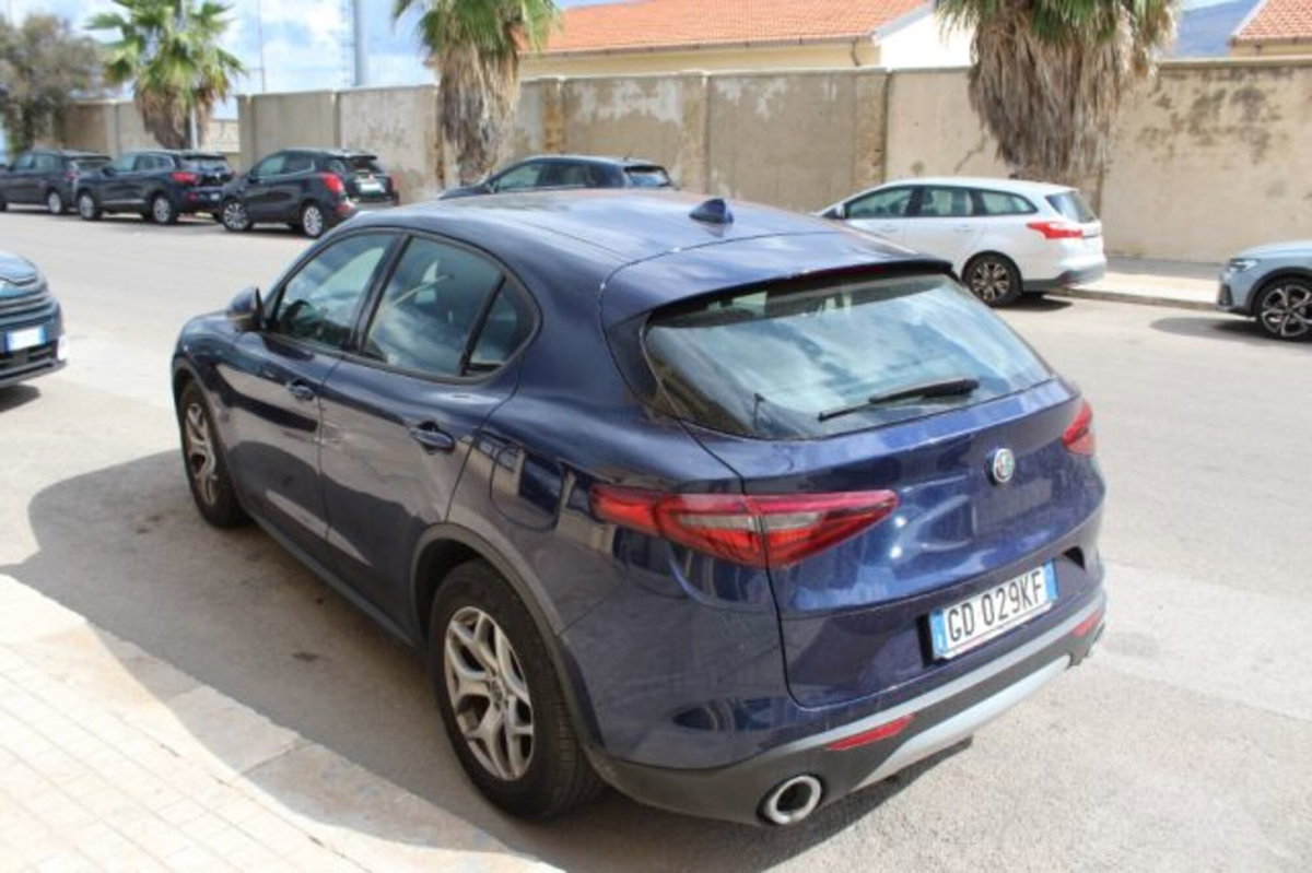 Alfa Romeo Stelvio Stelvio 2.2 Turbodiesel 160 CV AT8 RWD Sprint (3)