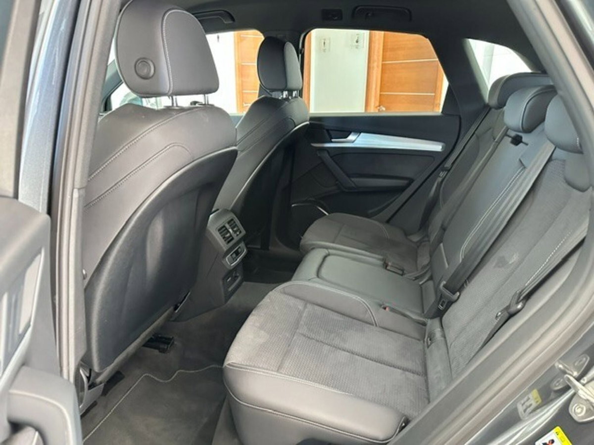 Audi Q5 40 TDI 204 CV quattro S tronic Business (13)