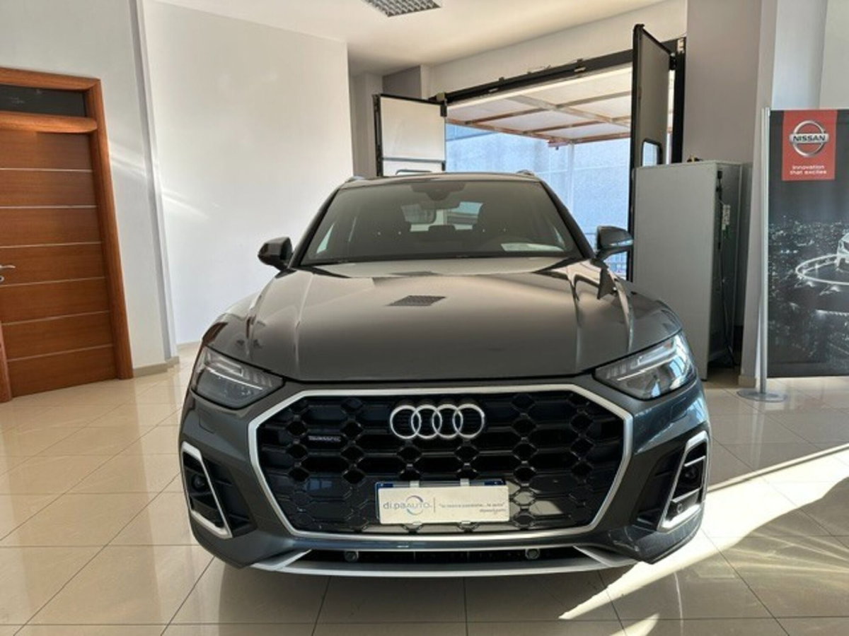 Audi Q5 40 TDI 204 CV quattro S tronic Business (2)