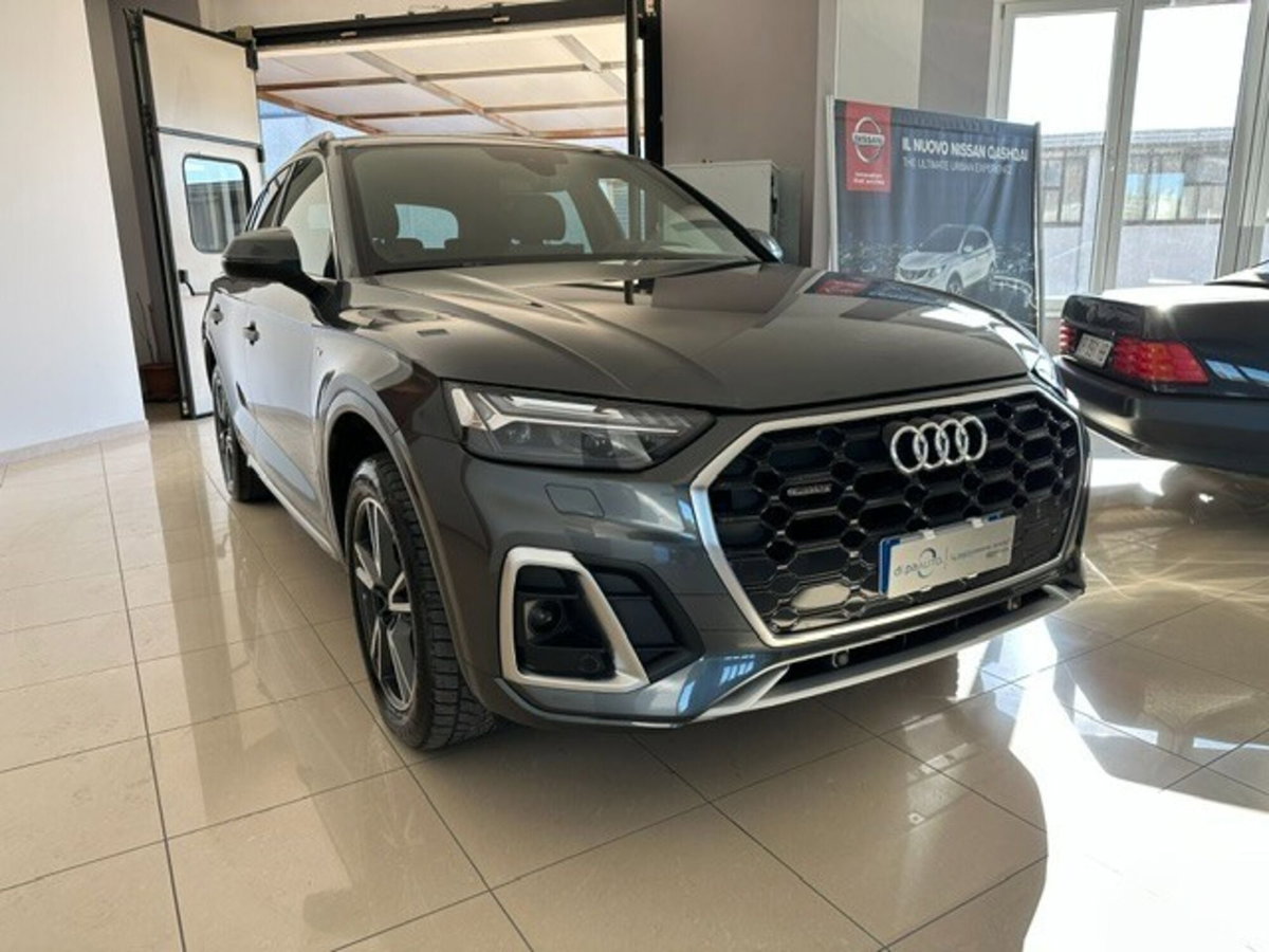Audi Q5 40 TDI 204 CV quattro S tronic Business (3)