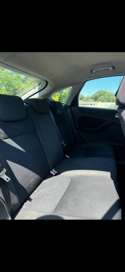 Ford Focus 1.6 TDCi (90CV) 5p. (6)