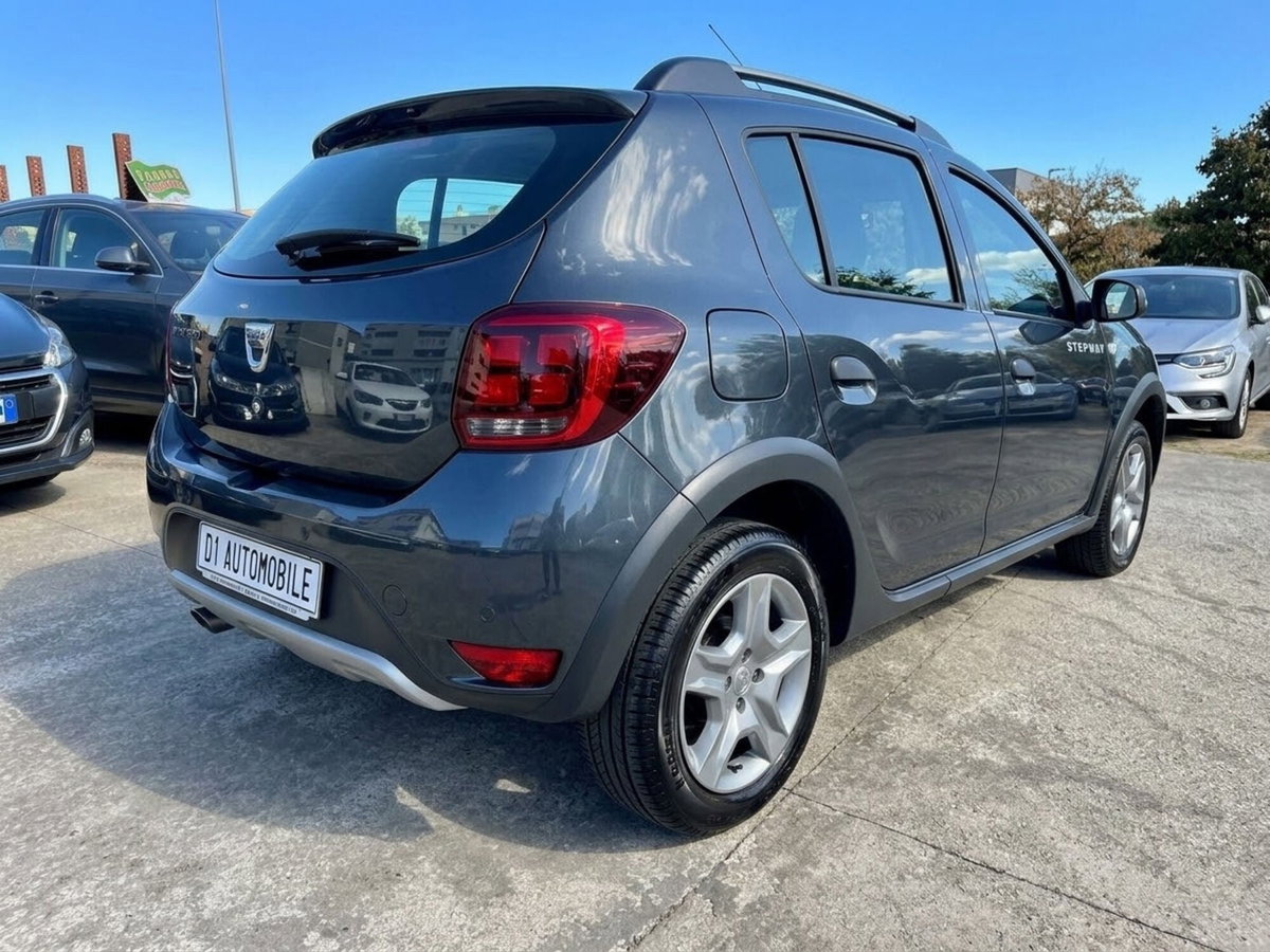 Dacia Sandero 1.5 Blue dCi 8V 95CV Start&Stop Serie Speciale Wow (4)