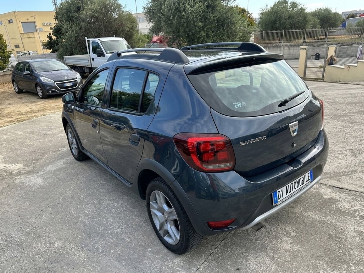 Dacia Sandero 1.5 Blue dCi 8V 95CV Start&Stop Serie Speciale Wow (6)