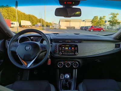 Alfa Romeo Giulietta 1.6 JTDm Ti 120cv (11)