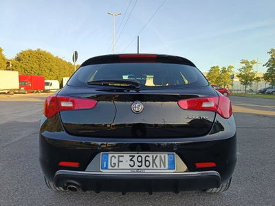 Alfa Romeo Giulietta 1.6 JTDm Ti 120cv (8)