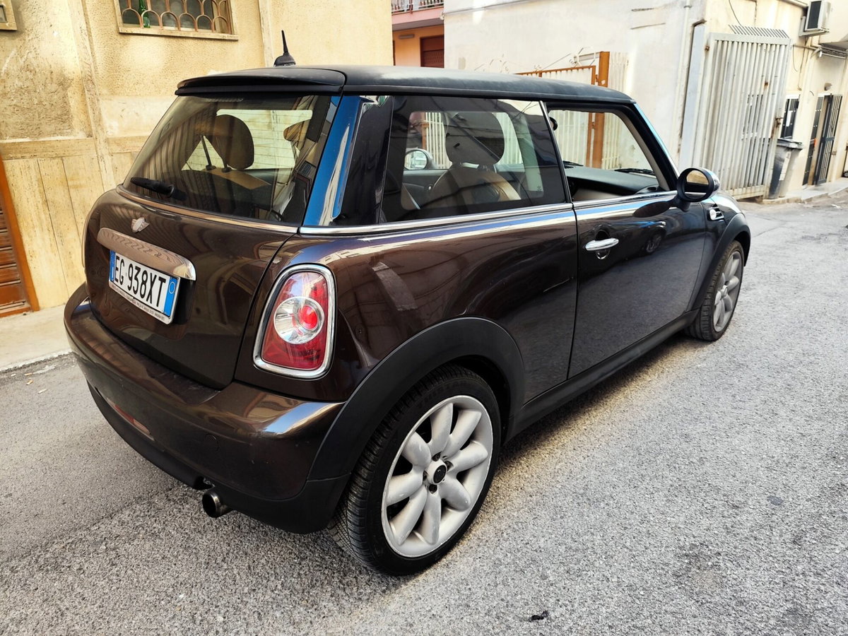 MINI Mini 1.6 16V One D (4)