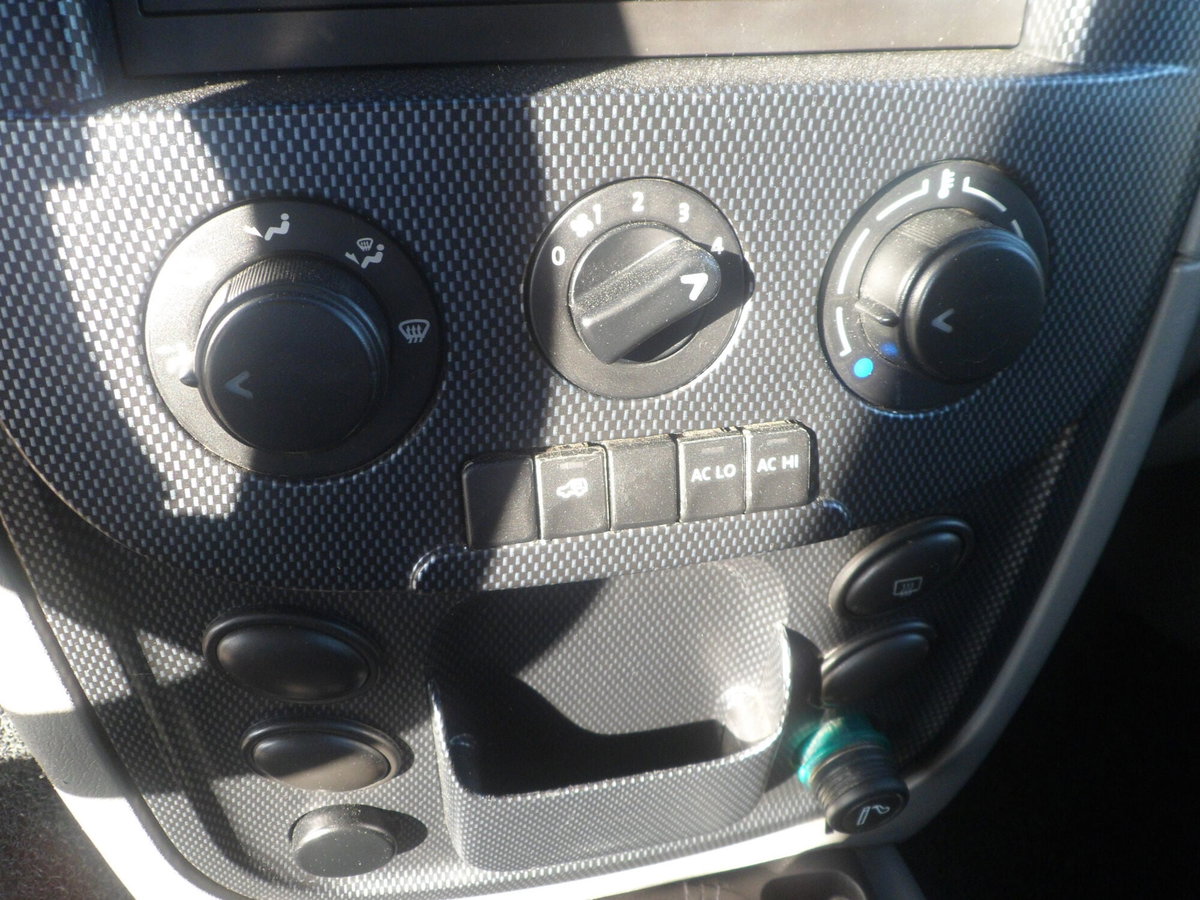 Mahindra Goa Pick-up 2.2 CRDe 16V 4WD SC Trilaterale Pick-Up (15)