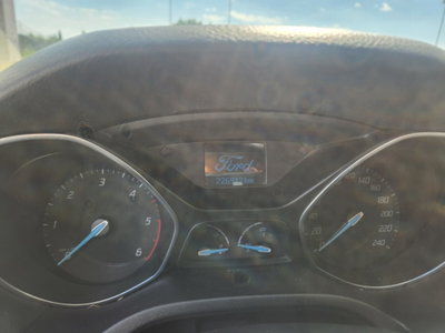 Ford Focus Station Wagon 1.6 TDCi (110CV) SW Tit. DPF (10)