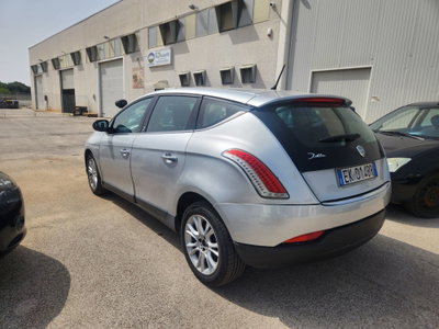 Lancia Delta 1.6 MJT DPF 105 CV Gold (11)