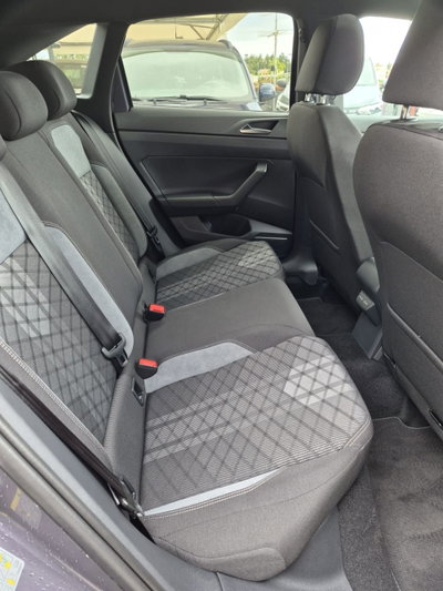 Volkswagen Taigo 1.0 tsi R-Line 115cv dsg (11)