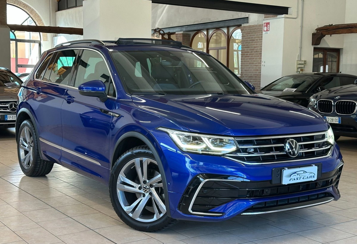 Volkswagen Tiguan 2.0 tdi R-Line 150cv dsg (3)