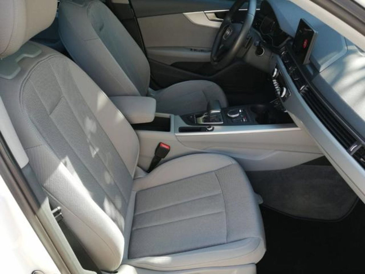 Audi A4 Avant 35 TDI S tronic S line edition (9)