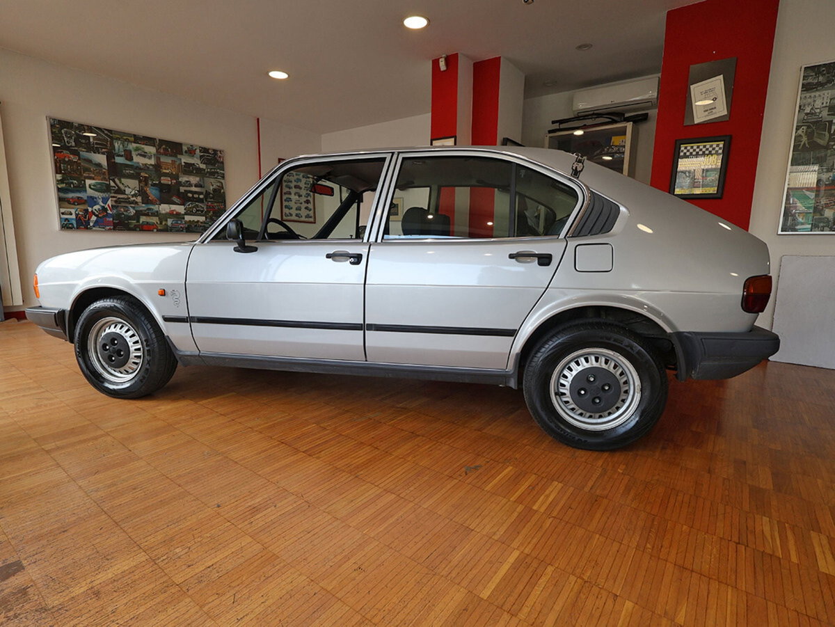 Alfa Romeo Alfasud 1.5 3 porte ti Quadrifoglio Verde (5)