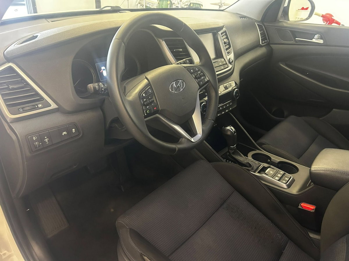 Hyundai Tucson 1.7 CRDi DCT XPossible (10)