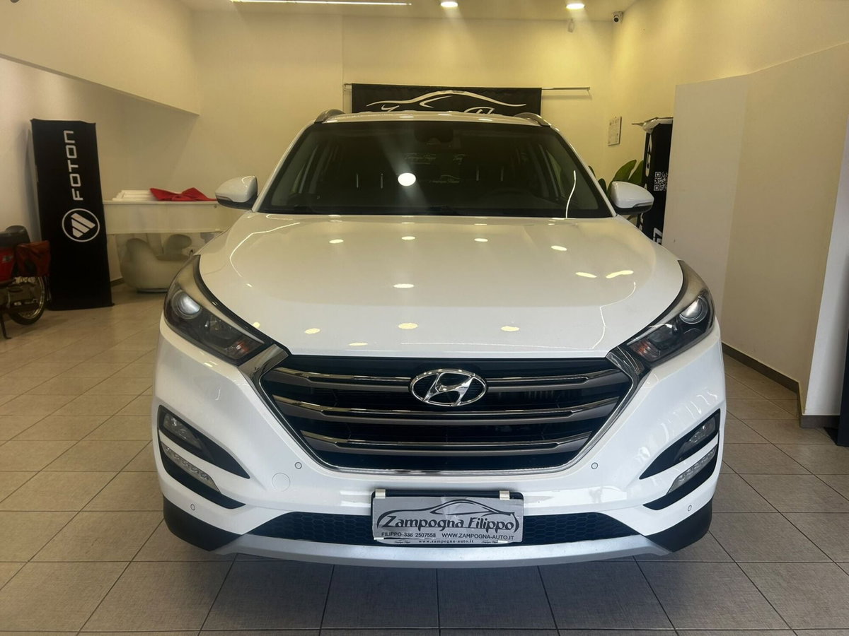 Hyundai Tucson 1.7 CRDi DCT XPossible (2)