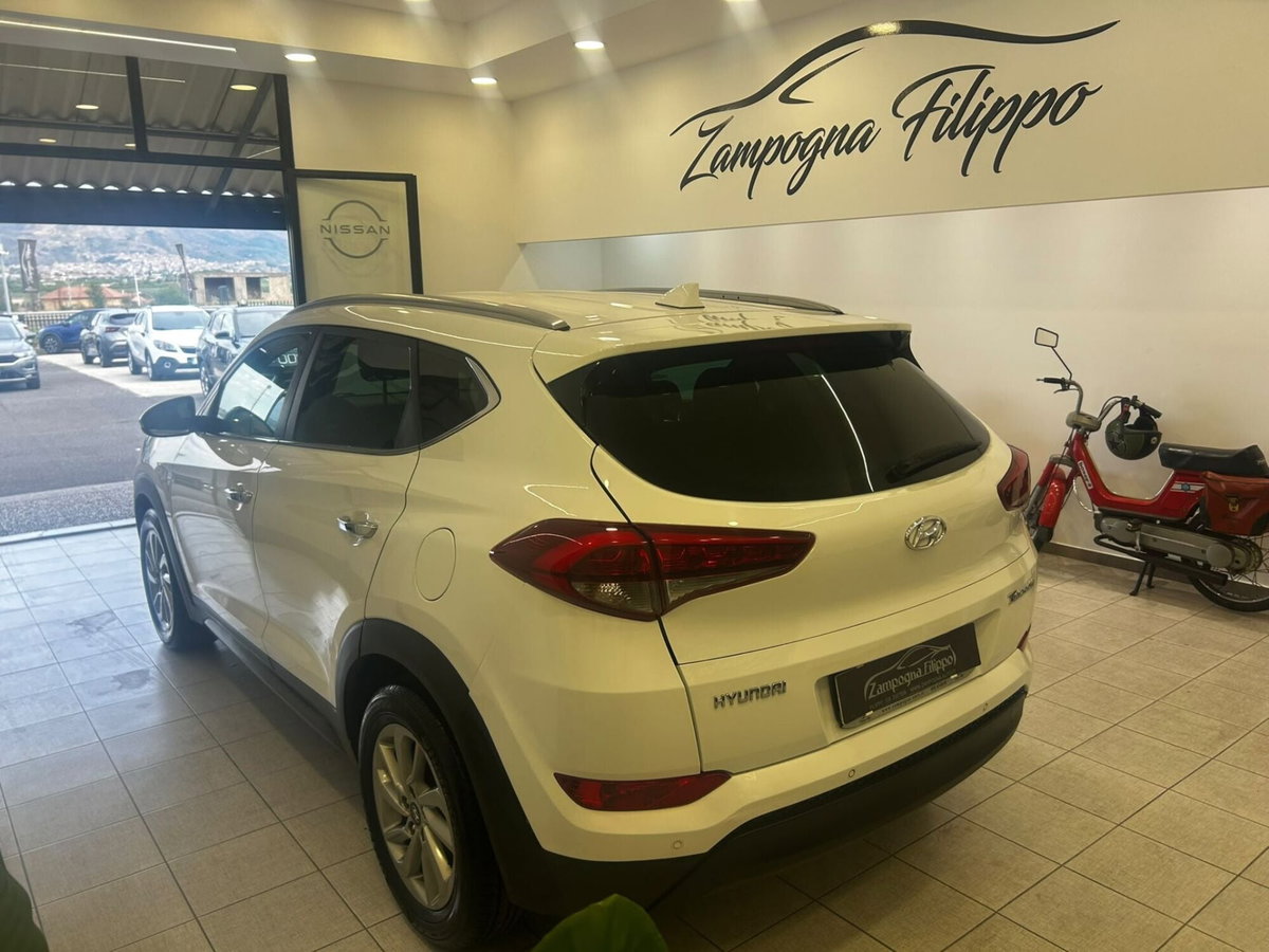 Hyundai Tucson 1.7 CRDi DCT XPossible (7)
