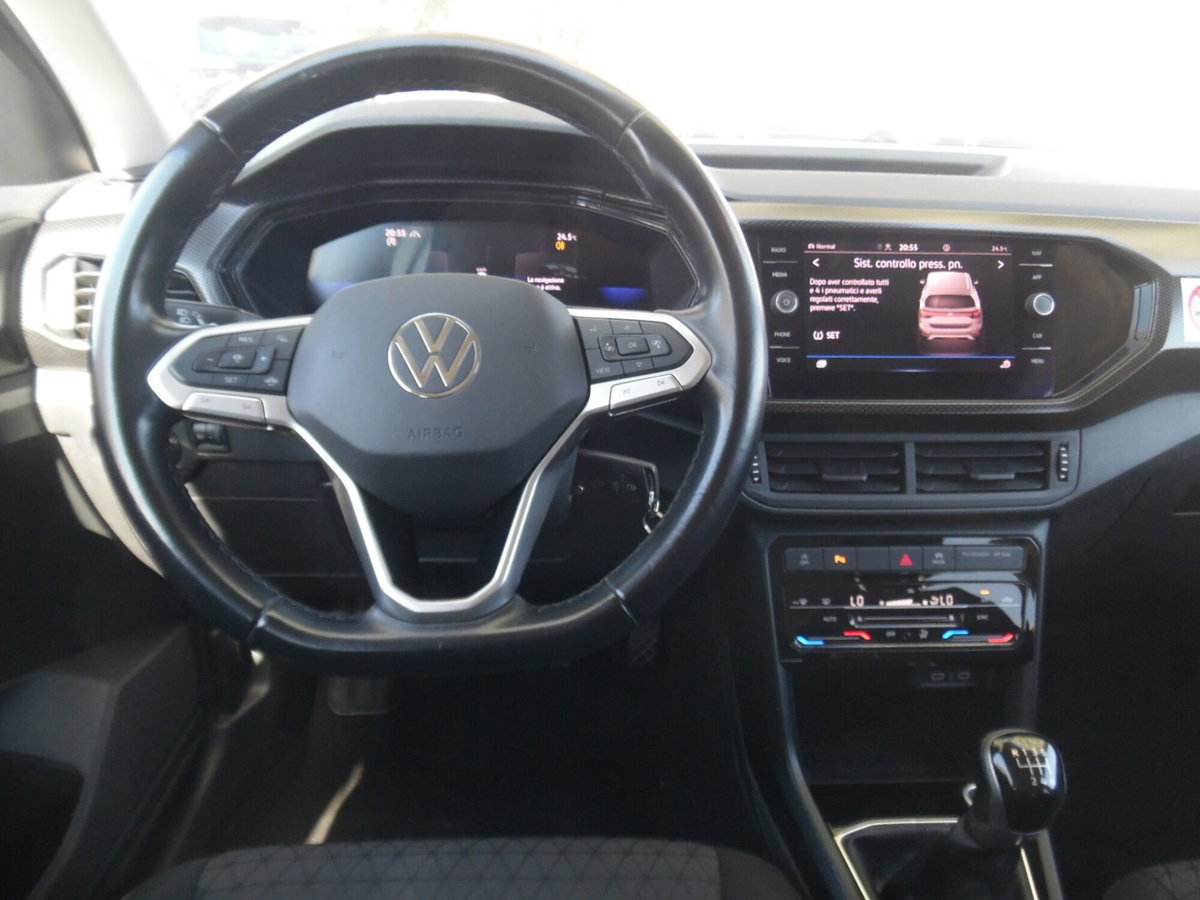 Volkswagen T-Cross 1.0 TSI 110 CV Sport (14)
