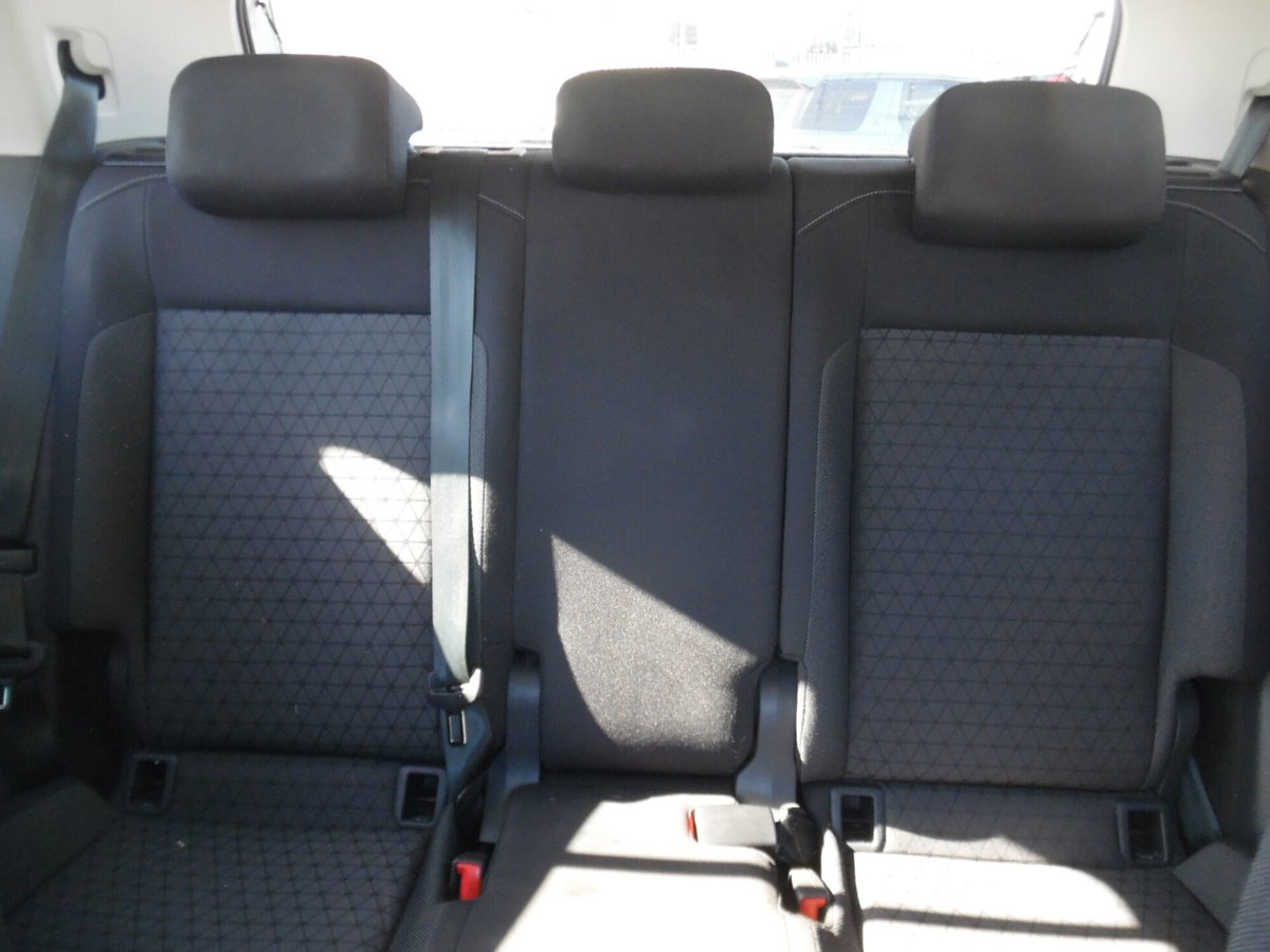 Volkswagen T-Cross 1.0 TSI 110 CV Sport (18)
