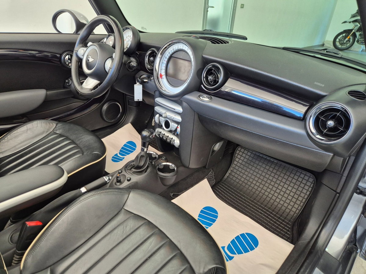 MINI Mini Cabrio 1.6 16V Cooper S Cabrio (11)